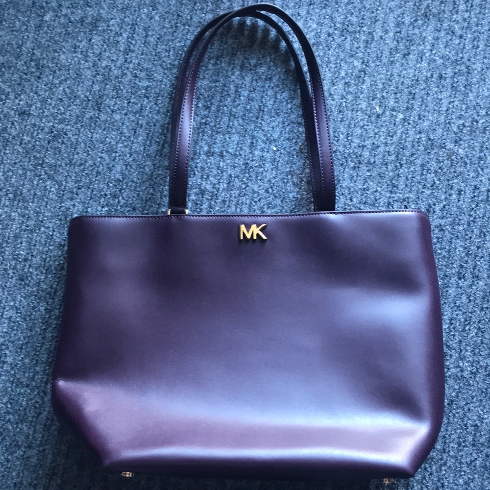 Michael Kors eggplant purse